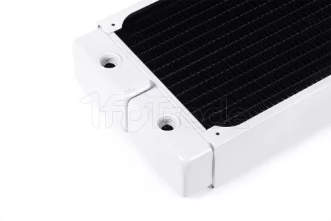 Photo de Radiateur pour Watercooling Alphacool NexXxoS XT45 v2 280mm (Blanc)